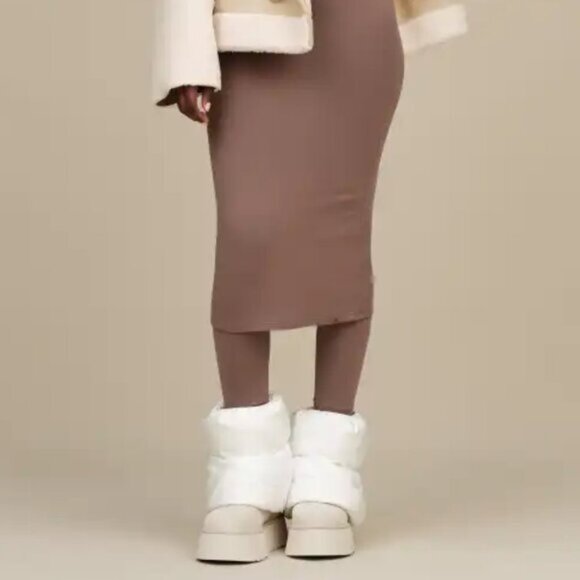 UGG Women's Classic Mini Dipper Puffer Size 7 NEW NIB - Picture 1 of 7